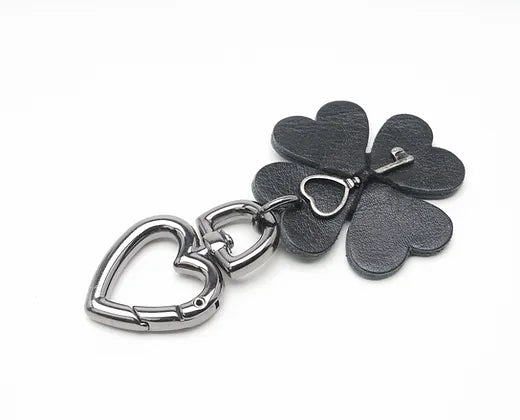 Bag Charm Trevo (Prateado)