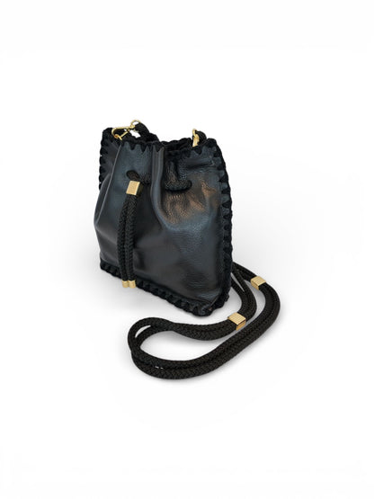 Bolsa Nina com alça de corda náutica removível