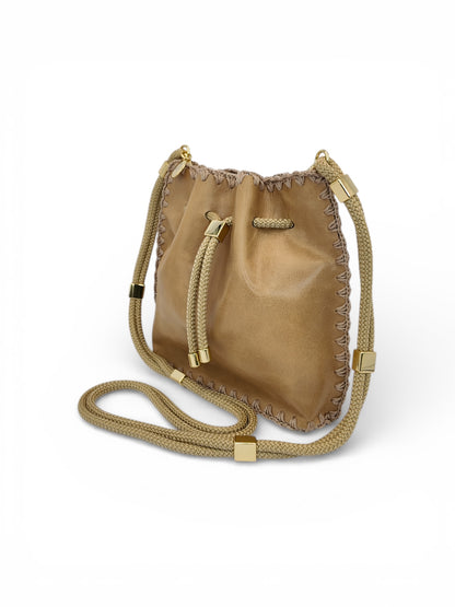 Bolsa Nina com alça de corda náutica removível