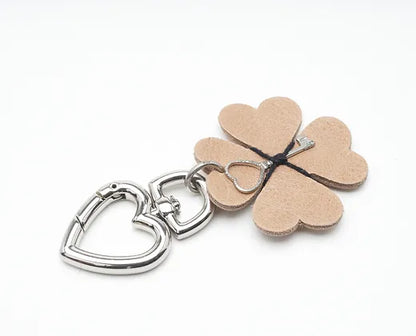 Bag Charm Trevo (Prateado)